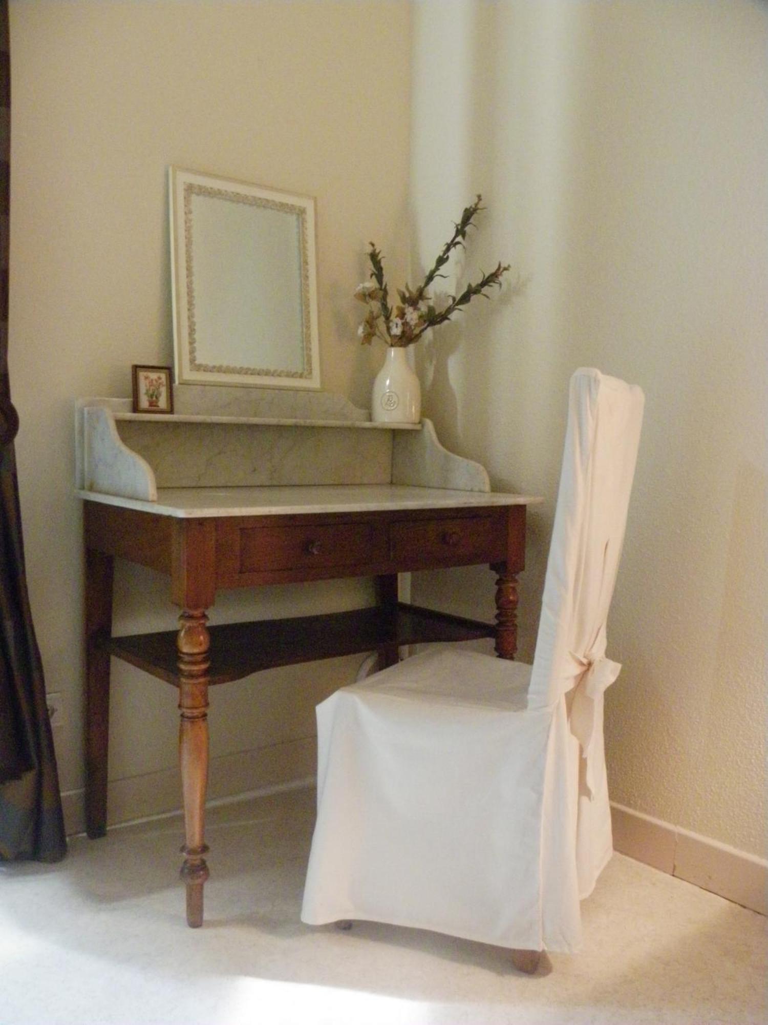Bed and Breakfast Les Malvaux Huriel Esterno foto