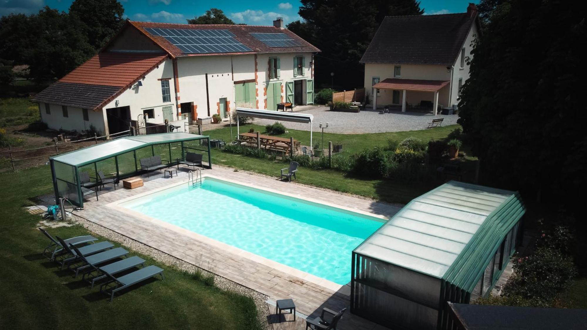 Bed and Breakfast Les Malvaux Huriel Esterno foto