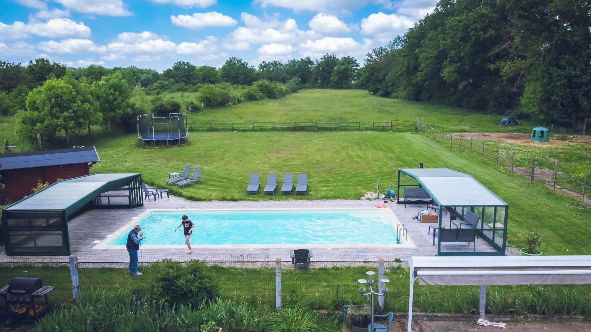 Bed and Breakfast Les Malvaux Huriel Esterno foto